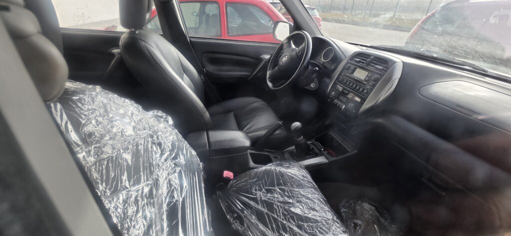 Toyota RAV 4 Negro D4D diesel