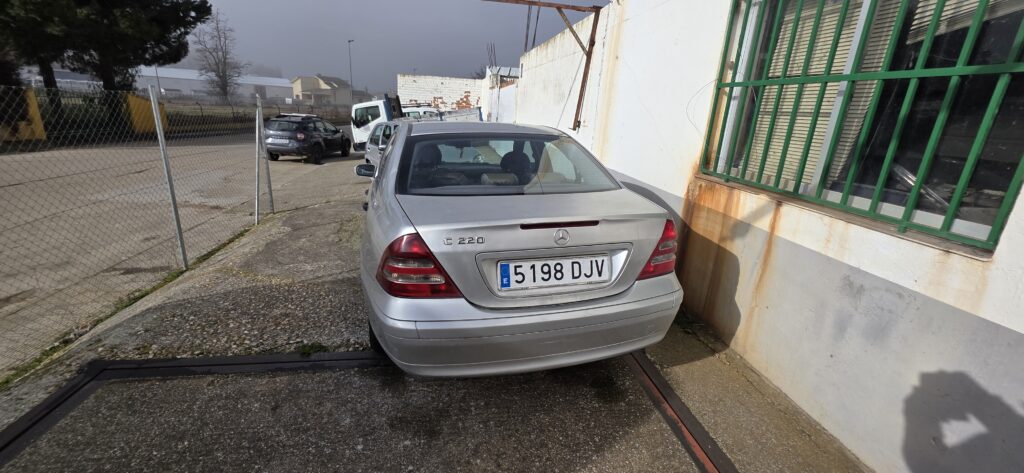 Mercedes C220 cdi gris